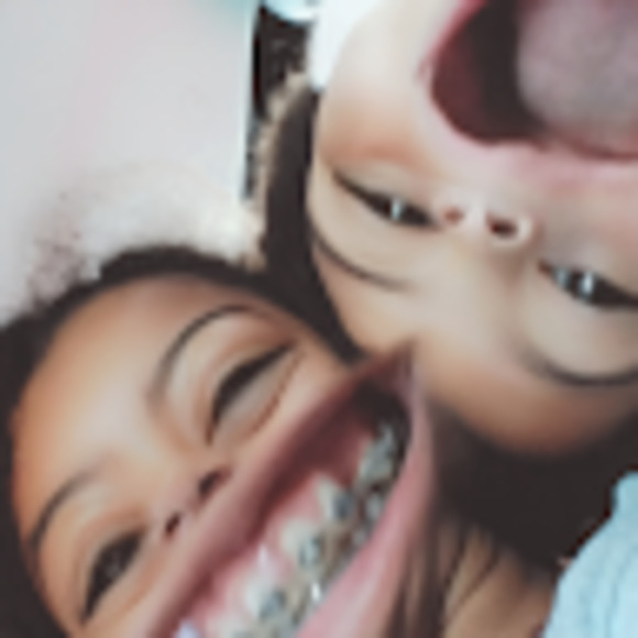 Meet your Posher, Rae - Picture 1 of 1